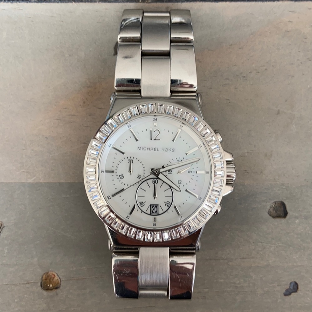 Michael Kors Watch - Picture 1 of 7